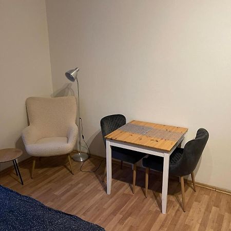 Sunlit Apartment Close To City Center Prague Extérieur photo