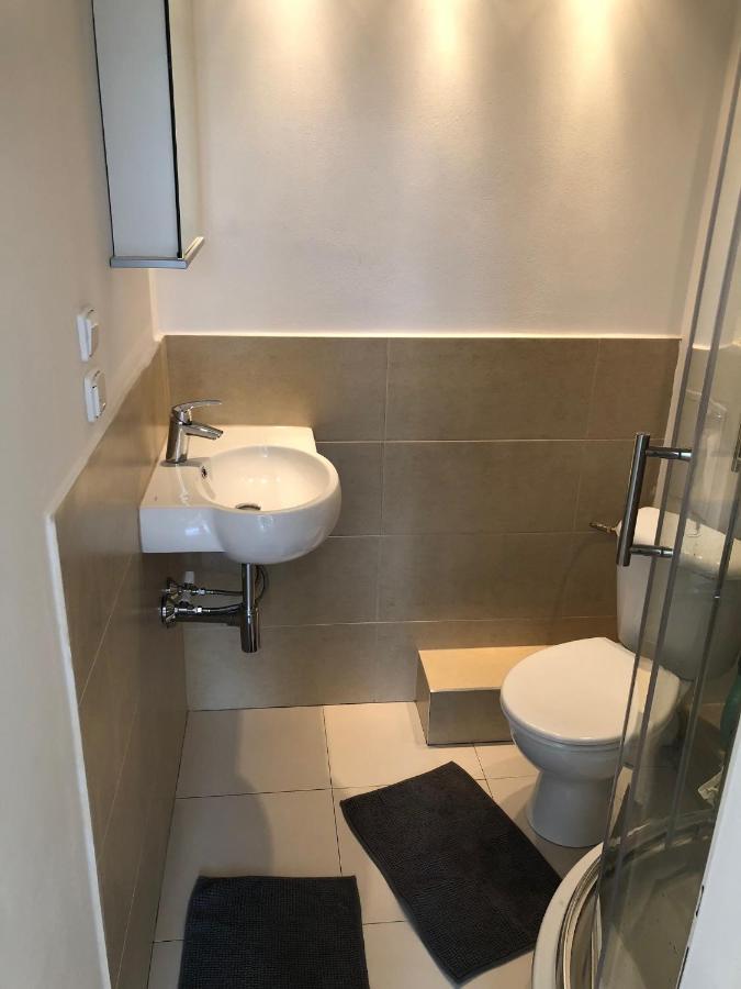 Sunlit Apartment Close To City Center Prague Extérieur photo